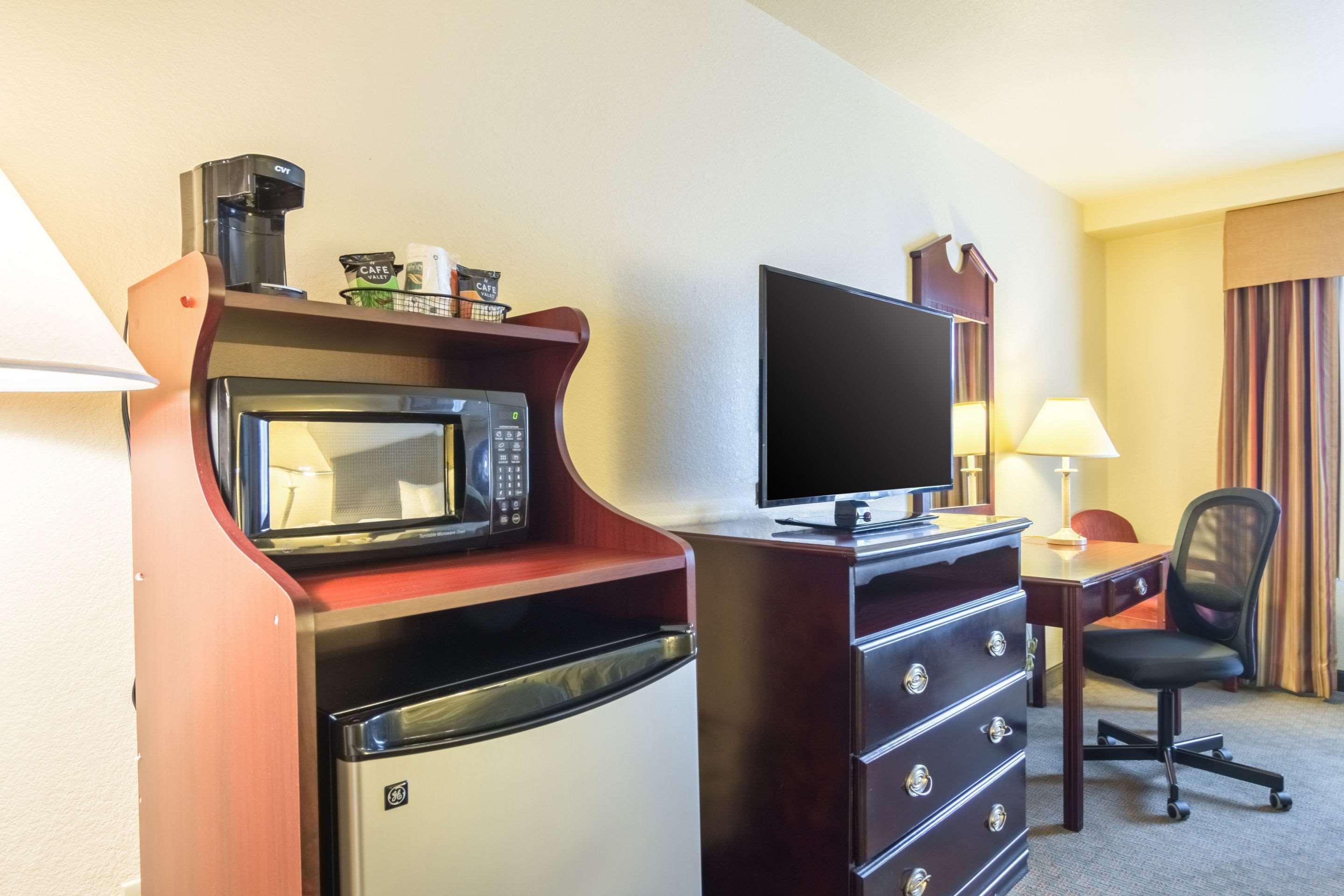Quality Inn & Suites Of Alma - Northeast From Fort Smith Dış mekan fotoğraf